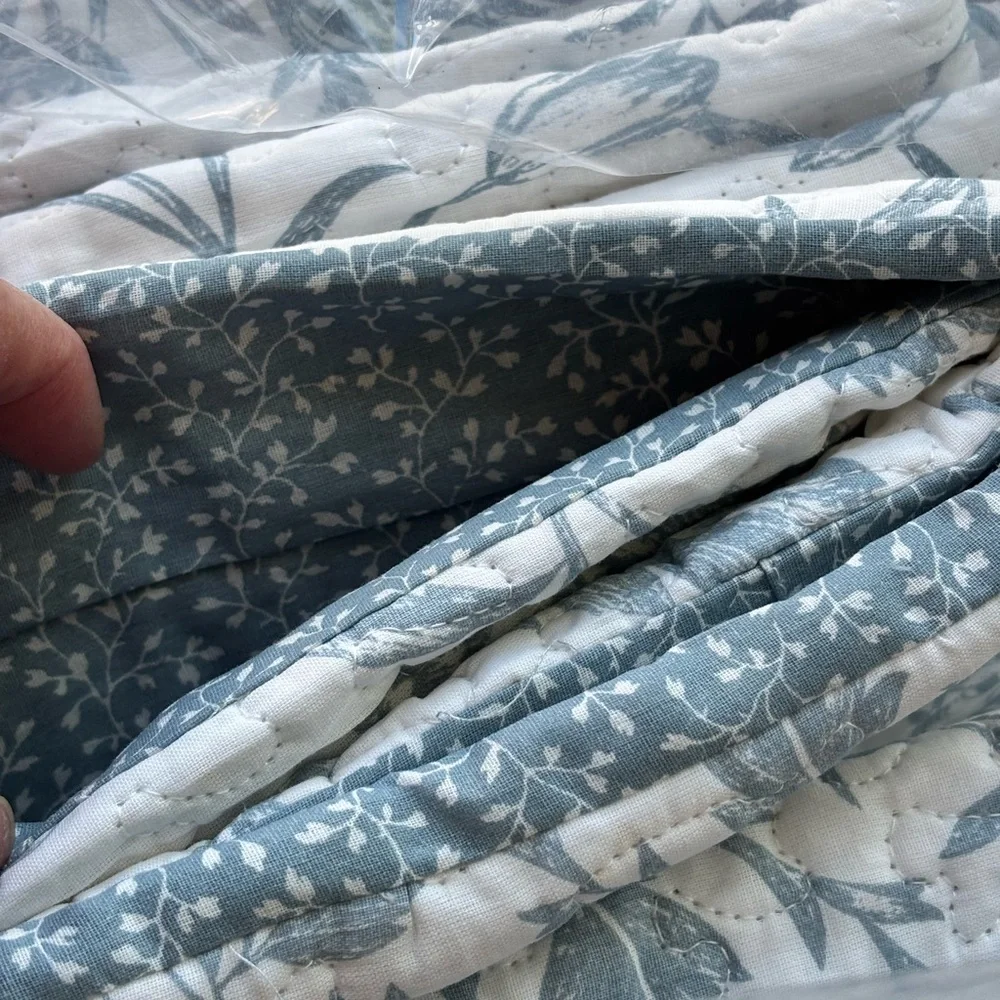 Laura Ashley Amberley Blue King Quilt Bonus Set Cotton Floral Cottage Bedding